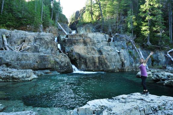 Uma das mais belas cachoeiras do Strathcona Provincial Park, no interior da  Vancouver Island, costa oeste do Canadá